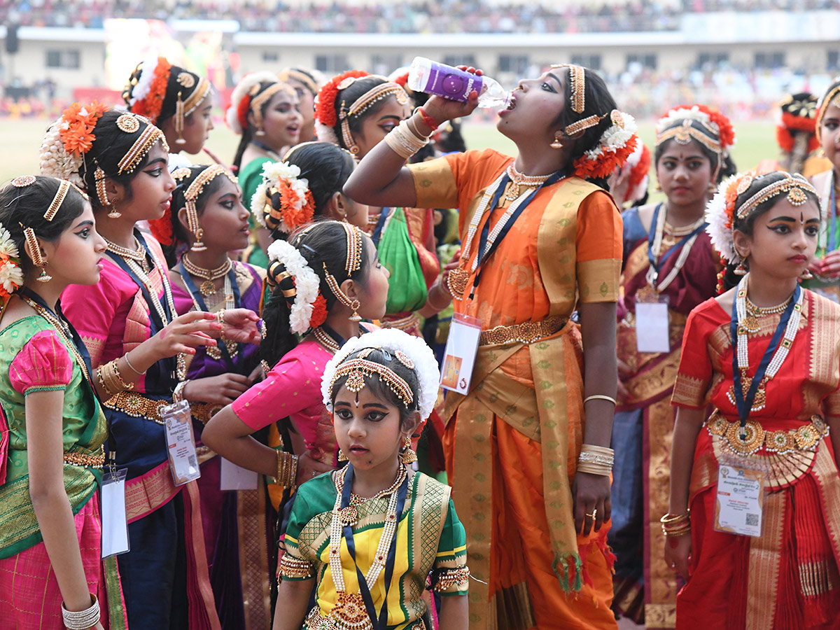 Kuchipudi Art That Achieved a Guinness World Record 22