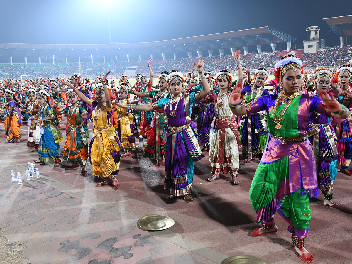 Kuchipudi Art That Achieved a Guinness World Record 25
