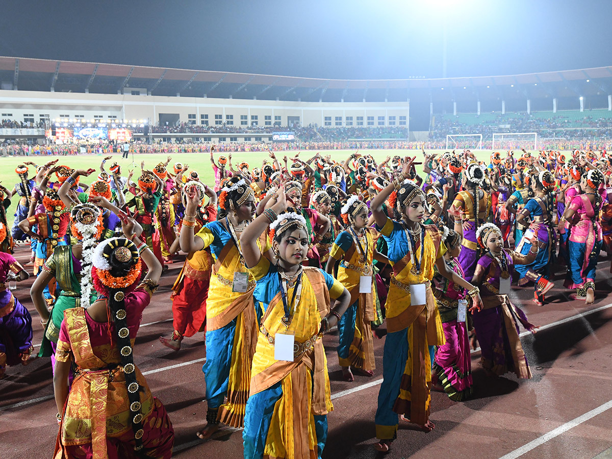 Kuchipudi Art That Achieved a Guinness World Record 7
