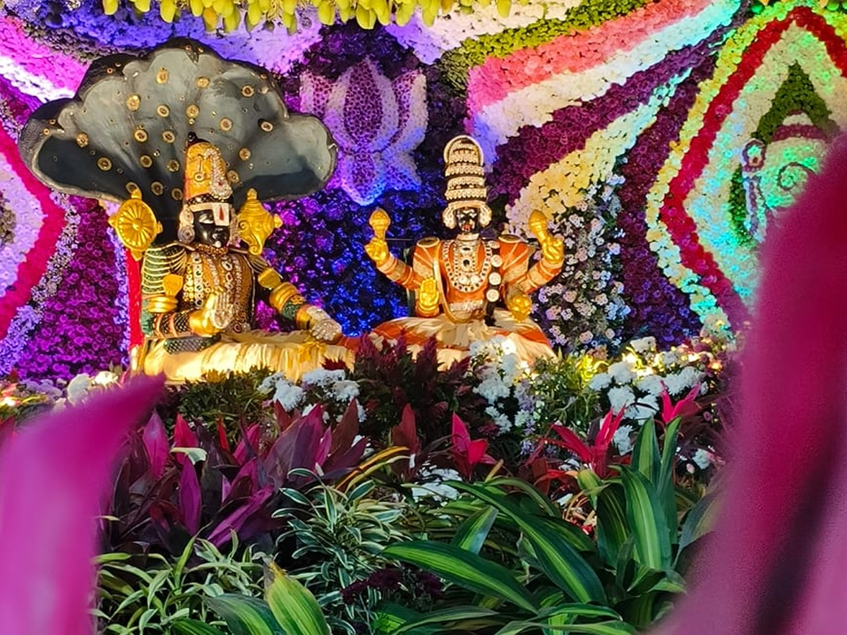 Tirumala Vaikunta Ekkadasi Decoration In Tirumala Photos10