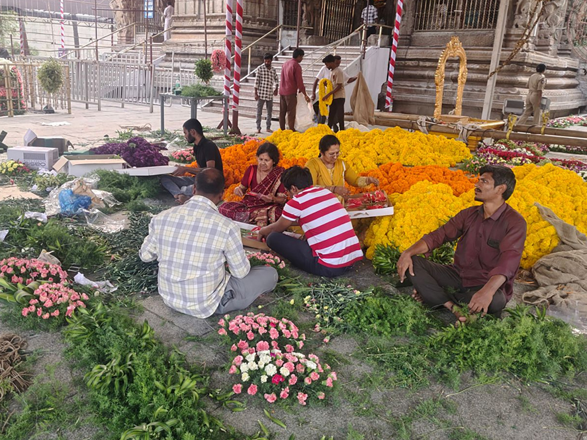 Tirumala Vaikunta Ekkadasi Decoration In Tirumala Photos19