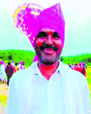 ఇంటి పైనుంచి పడి ఒకరి మృతి1