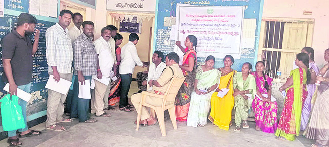 సమస్యాత్మక గ్రామంగా హన్వాడ  
1