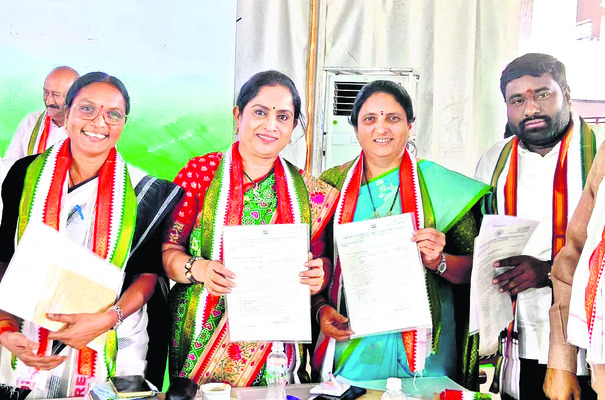 బ్యాంకుల్లో రద్దీ..3