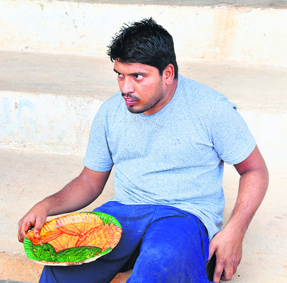 ఆటలకొచ్చి.. అలమటించి!2