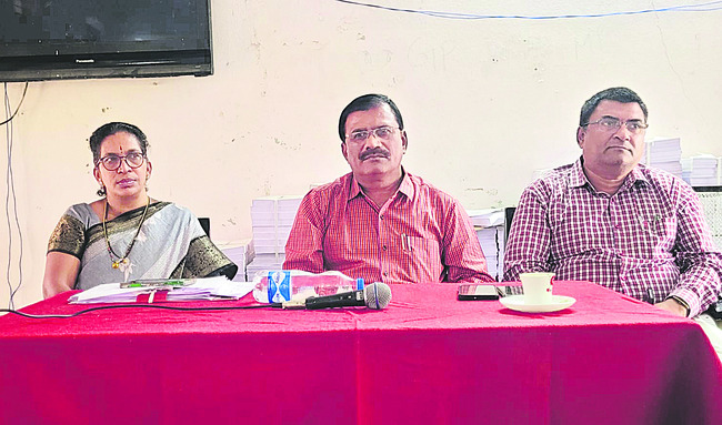 ఎన్నికలు సజావుగా  నిర్వహించాలి
2