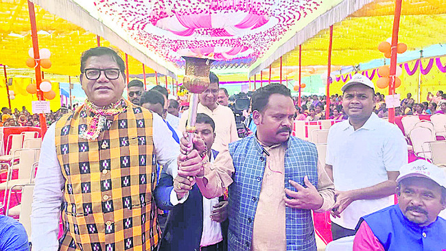 ఉత్సాహం ఉత్సవమై..1