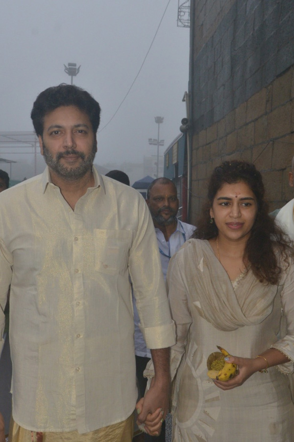 Actor Jayam Ravi And Singer Kenisha Visited Tirumala Photos15