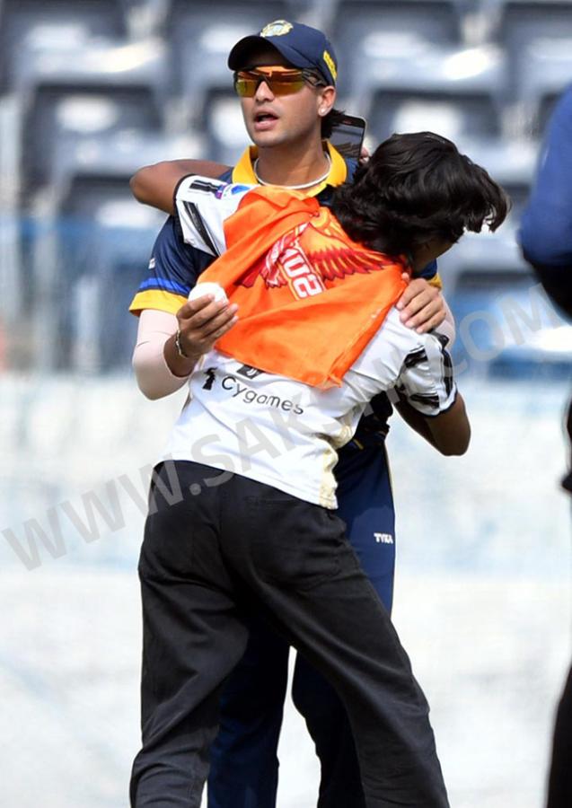 Hyderabad Cricket Association Security Failed12