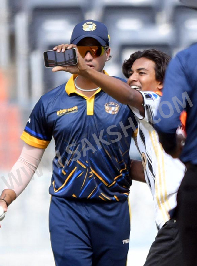 Hyderabad Cricket Association Security Failed13