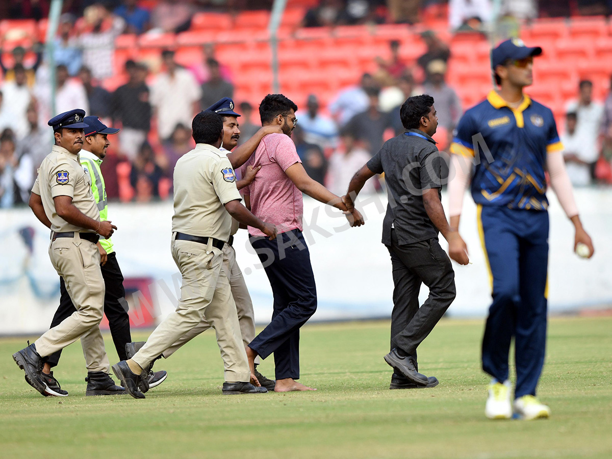 Hyderabad Cricket Association Security Failed15
