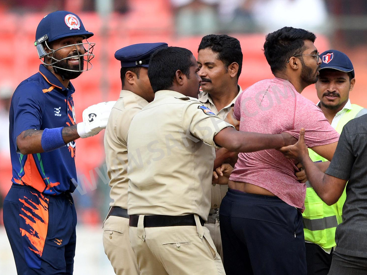 Hyderabad Cricket Association Security Failed16