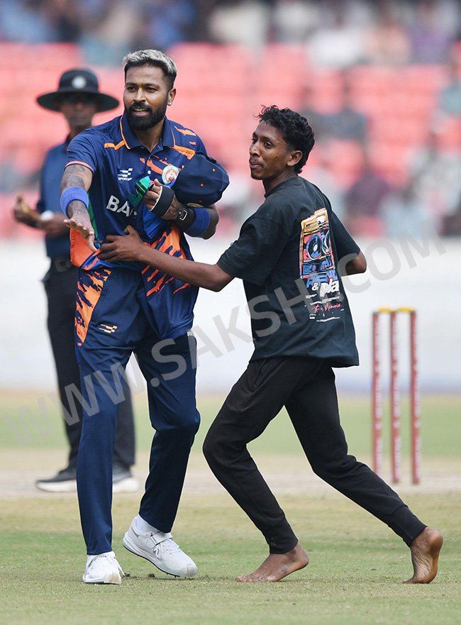 Hyderabad Cricket Association Security Failed6