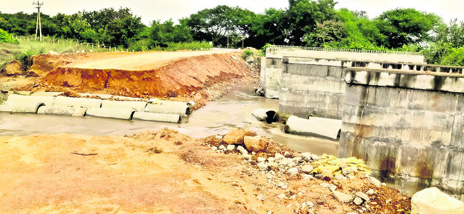 అభివృద్ధిలో వెనకడుగు2