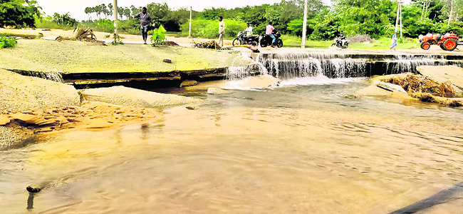 అభివృద్ధిలో వెనకడుగు1