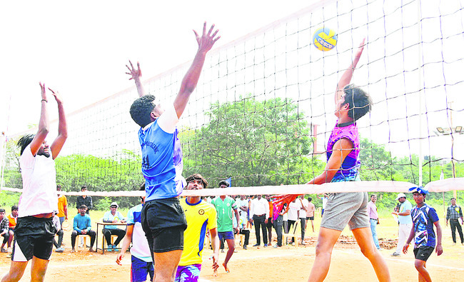 క్రీడలతో శారీరక, మానసిక వికాసం 2