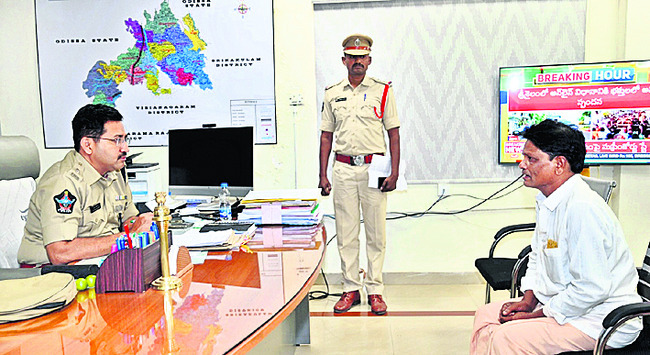 ప్రజలలో సంతృప్తి స్థాయి పెరగాలి1