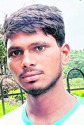 అర్జీలు ఉచితమే.. డబ్బులు ఇవ్వకండి 
2