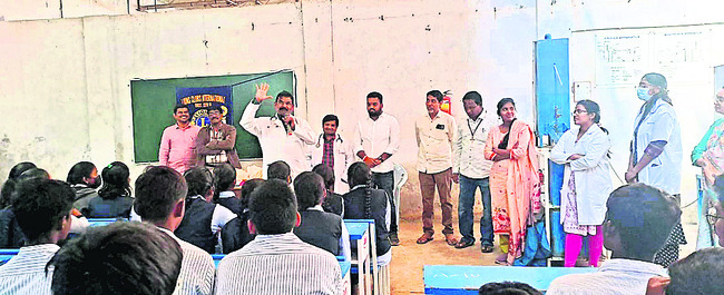 క్రీడాకారులకు   అభినందనలు2