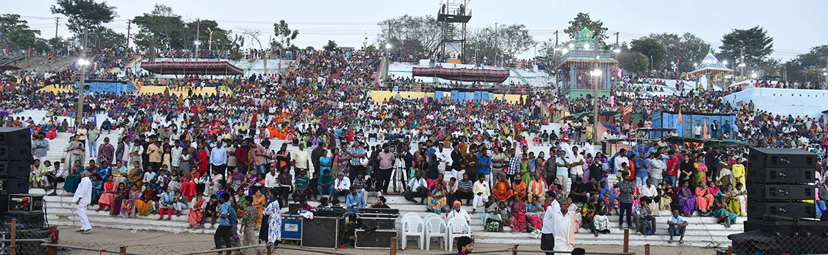 Bhadrachalam Sri Sita Ramula Teppotsavam Photos11