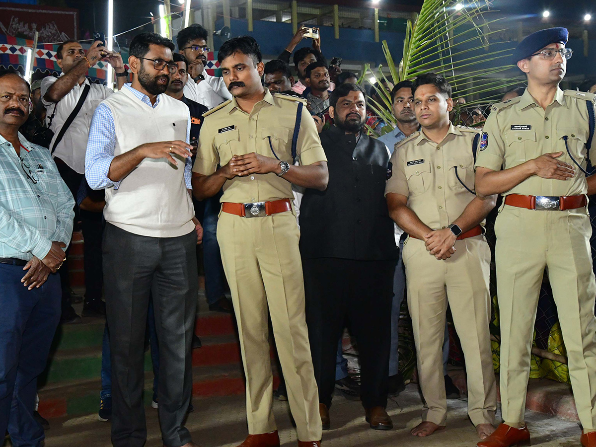 Bhadrachalam Sri Sita Ramula Teppotsavam Photos17