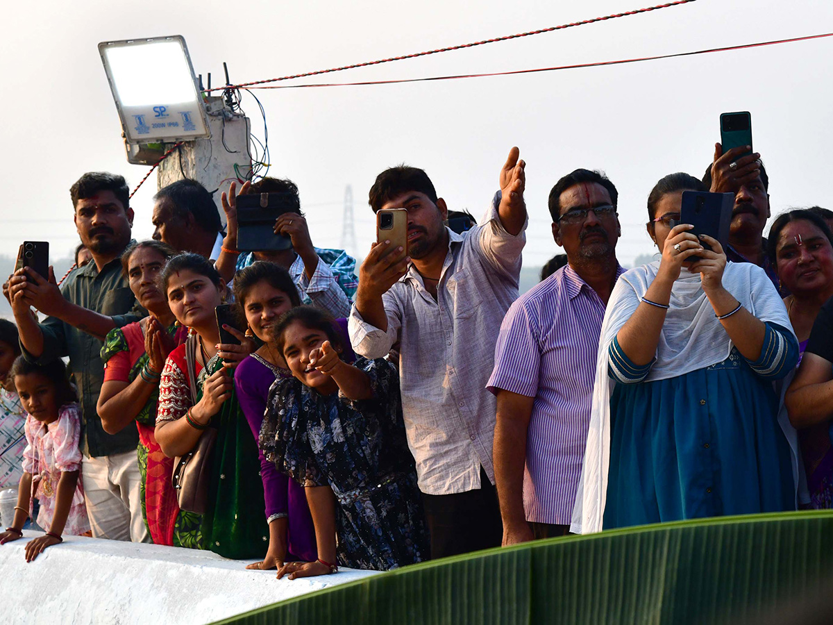 Bhadrachalam Sri Sita Ramula Teppotsavam Photos5