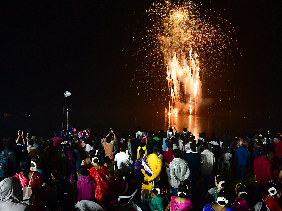 Bhadrachalam Sri Sita Ramula Teppotsavam Photos6
