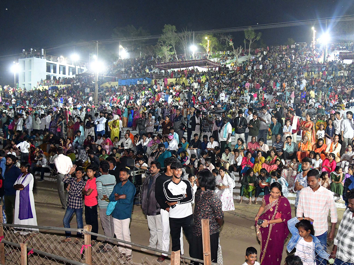Bhadrachalam Sri Sita Ramula Teppotsavam Photos8