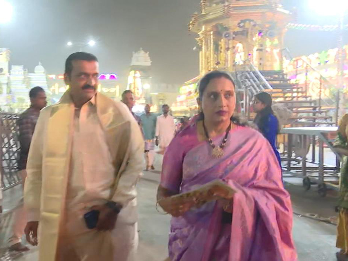 Mukkoti Ekadashi 2025 : Celebrities Visit To Tirumala Photos15