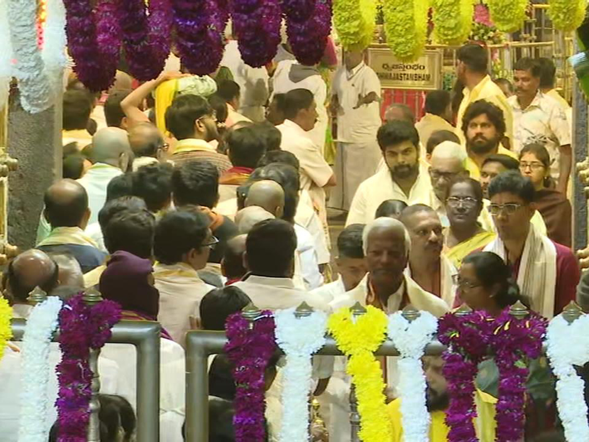 Mukkoti Ekadashi 2025 : Celebrities Visit To Tirumala Photos8