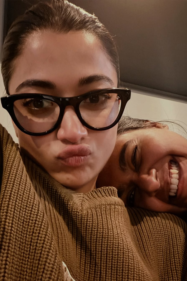 Rashmika Mandanna with Anand Devarakonda And Thier friends enjoying Rome trip Photos6