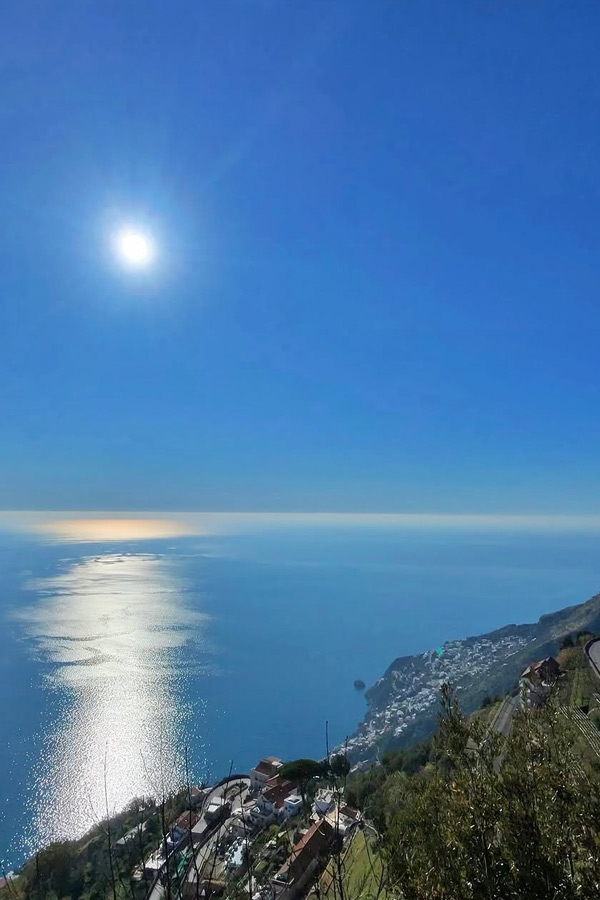 Rashmika Mandanna with Anand Devarakonda And Thier friends enjoying Rome trip Photos10