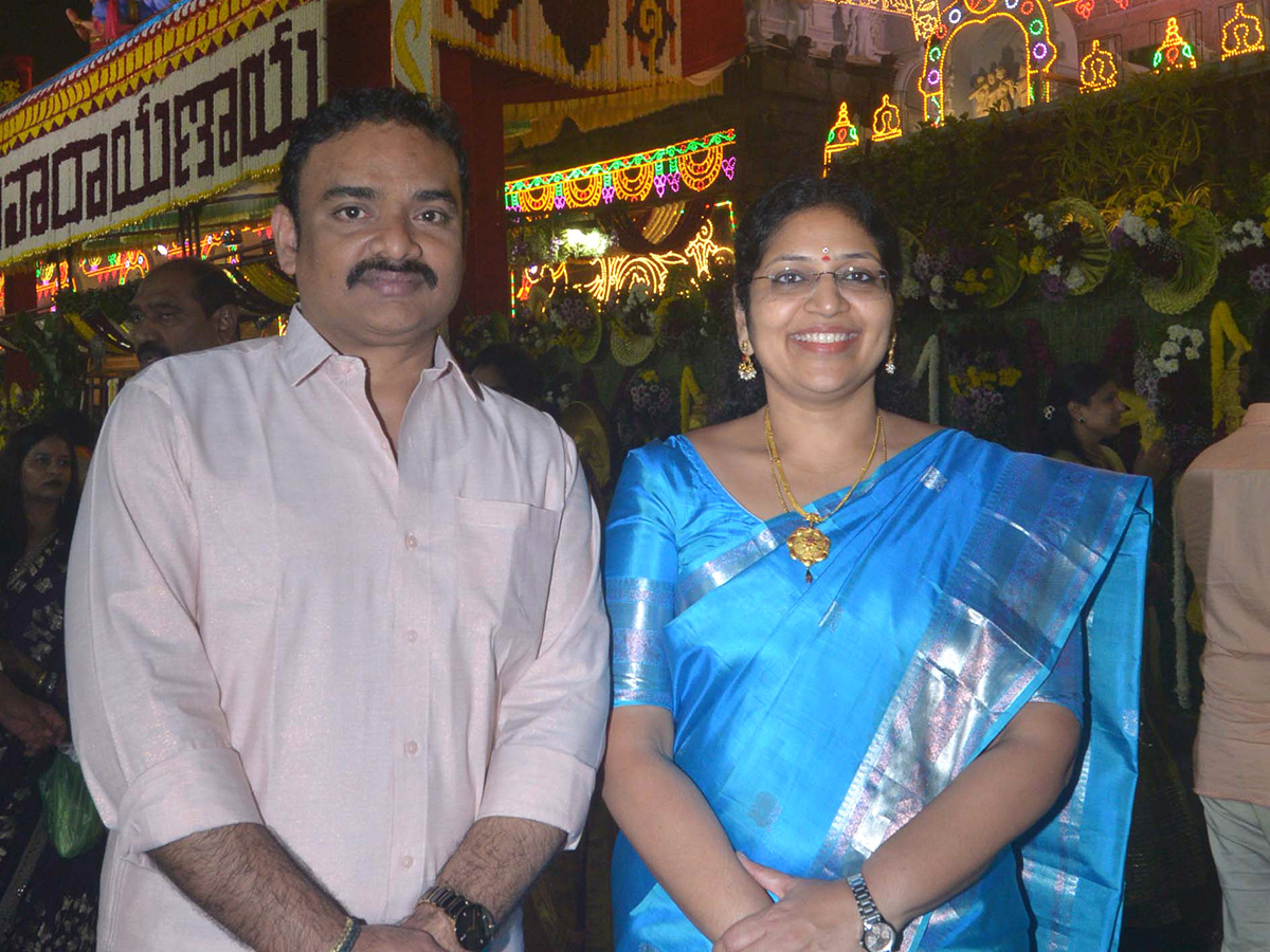 Vaikuntha Ekadashi 2025 : Huge Devotees Rush At Tirumala Photos10