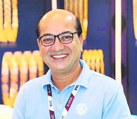 ఉద్యోగ అవకాశాలు పెరగాలి  
3