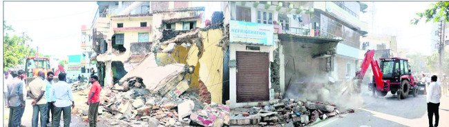 విధి నిర్వహణలో   అలసత్వం తగదు2