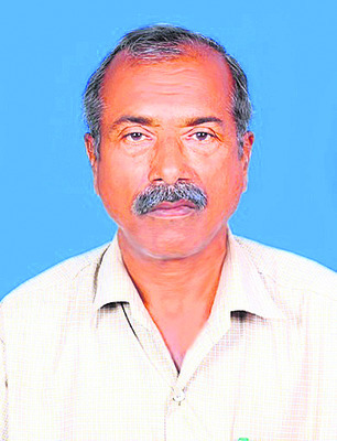 గుండెపోటుతో రిటైర్డ్‌   ప్రధానోపాధ్యాయుడి మృతి1