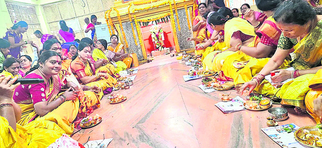 ముక్కోటి మొక్కులు..1