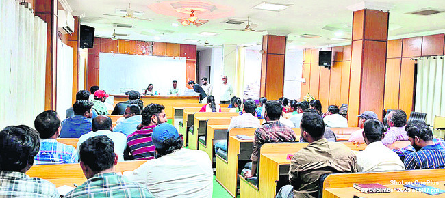 బాధితులకు   న్యాయం అందించాలి2