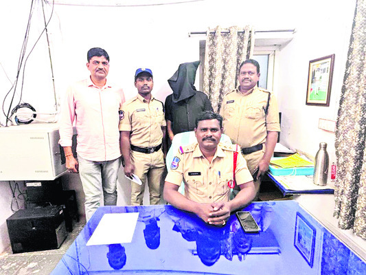 1న వరంగల్‌  మార్కెట్‌కు సెలవు
1