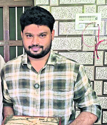 వర్శిటీలు పరిశోధనలు జరపాలి 
1