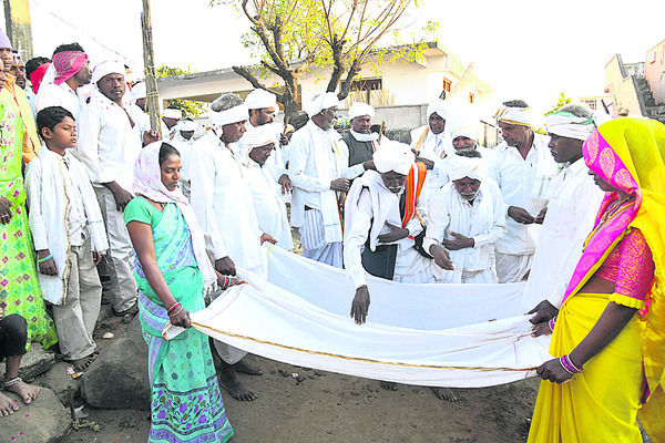 పవిత్ర గంగాజలం కోసం పాదయాత్ర2