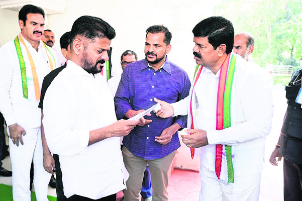 క్రీడోత్సవాలకు రండి1