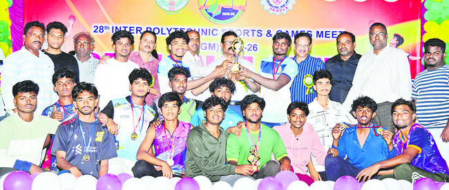 ఓవరాల్‌ చాంపియన్‌ ఒంగోలు 1