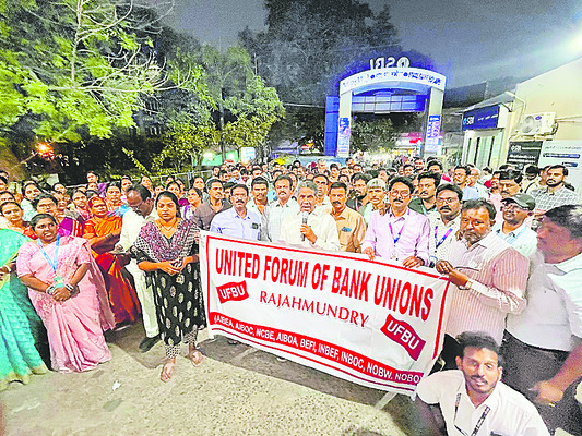 జాతీయ స్థాయి హాకీకి ఎంపిక1