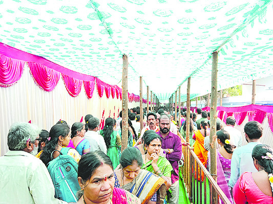 ఇల వైకుంఠం.. కన్నుల వైభవం4