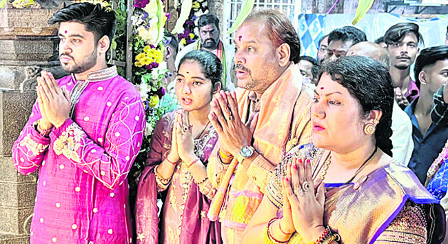 అంగరంగ వైభవంగా మెట్లోత్సవం 4