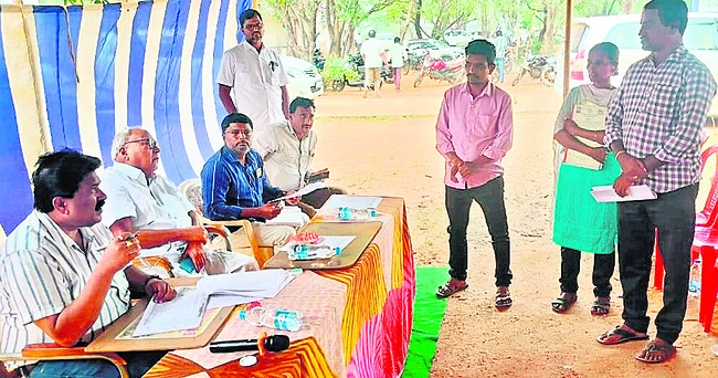 భూలోక వైకుంఠం! 
5