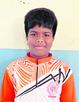 కేసుల పరిష్కారానికి చొరవ చూపాలి 2