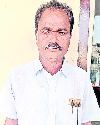 చికిత్స పొందుతూ వైఎస్‌ఆర్‌సీపీ నాయకుడి మృతి1