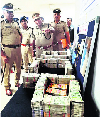 తేరుపై హనుమంతుడు 1